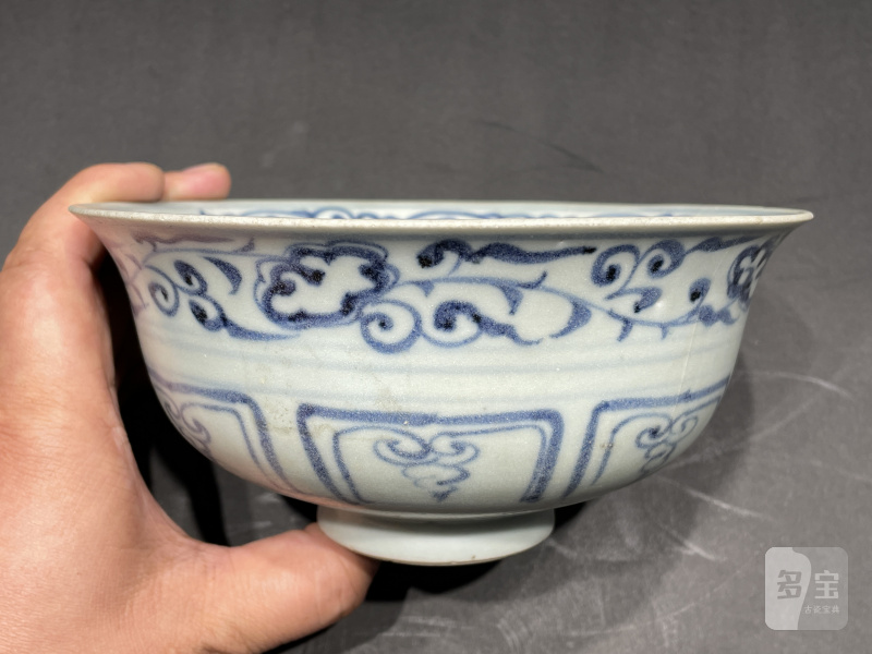 元 青花荷花纹碗 - 图2